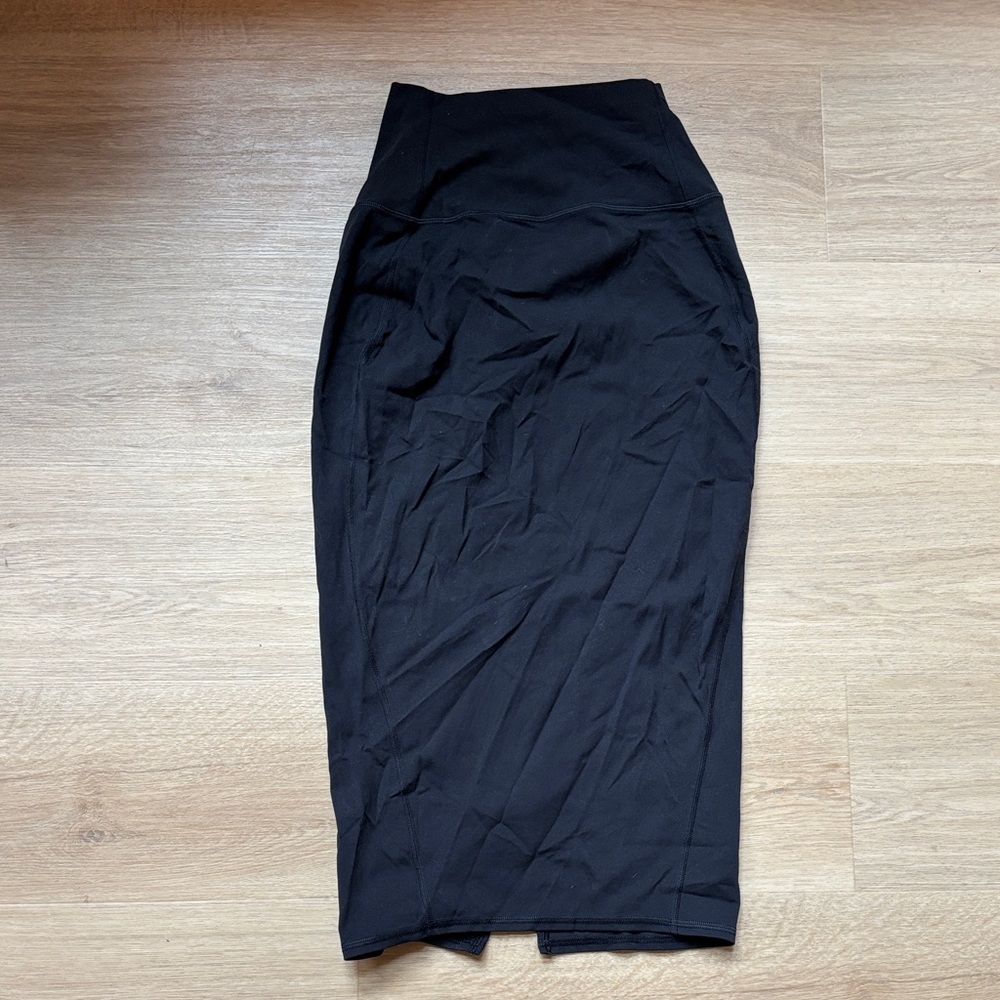 lululemon athletica Black Midi Skirt